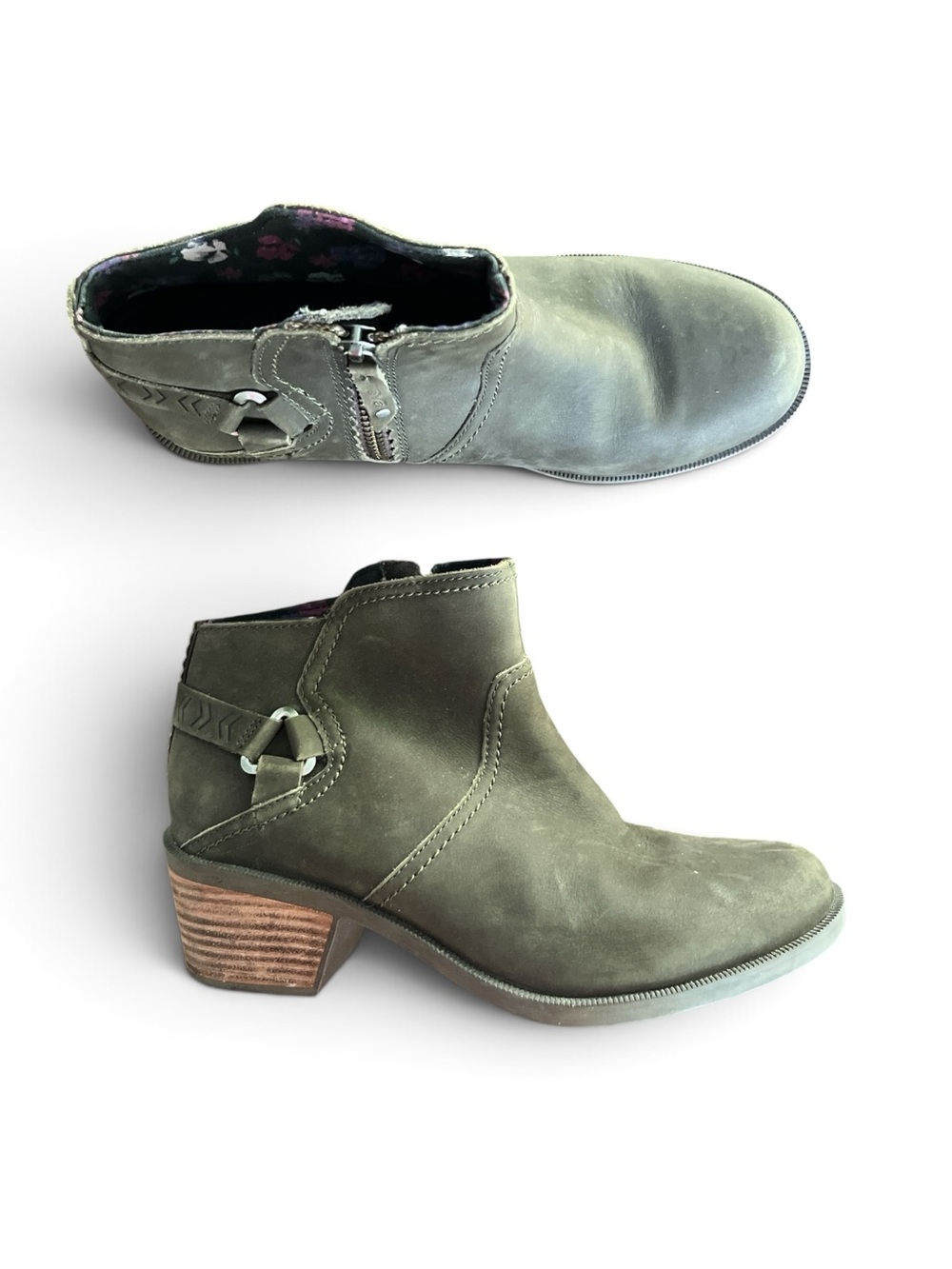 🍃 Teva Olive Green Ankle Booties with Low Stacked Heel
